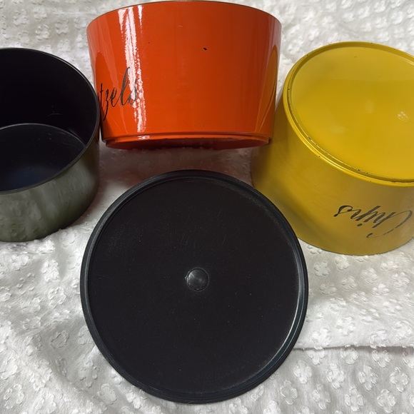 Vintage Snack Bowls Mid Century Nesting Bowls - Picture 6 of 14